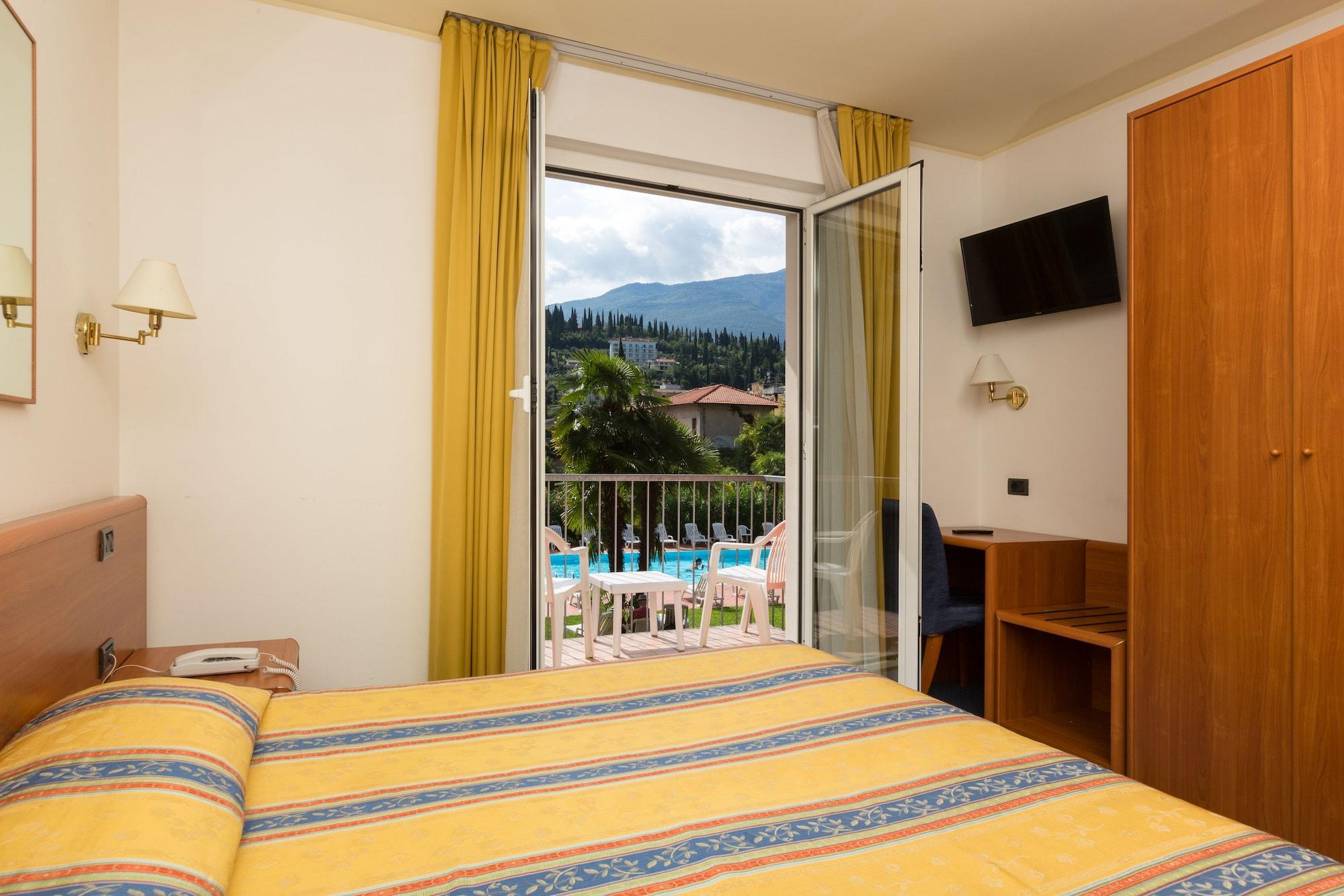 Brione Green Resort Riva del Garda Kültér fotó